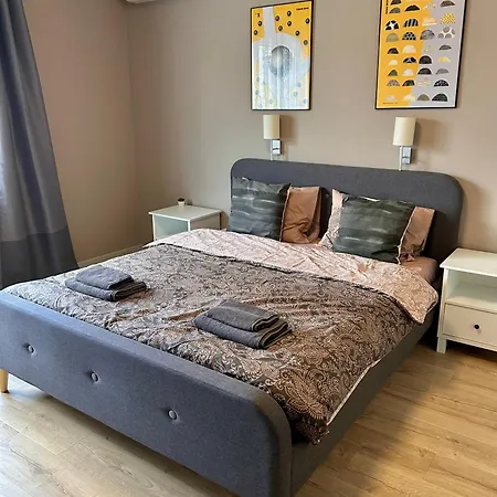 Sea Breeze L 2bd Sea Garden Apartment Varna