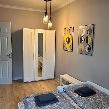 Sea Breeze L 2bd Sea Garden Apartment Varna
