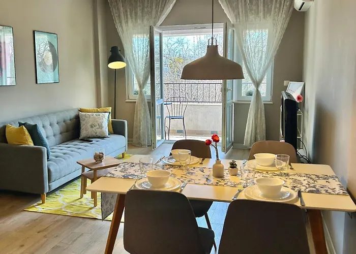 Sea Breeze L 2bd Sea Garden 아파트