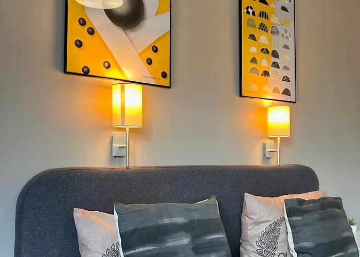 Sea Breeze L 2bd Sea Garden